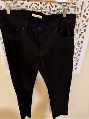 Levi's Straight-Leg Jeans in Black
